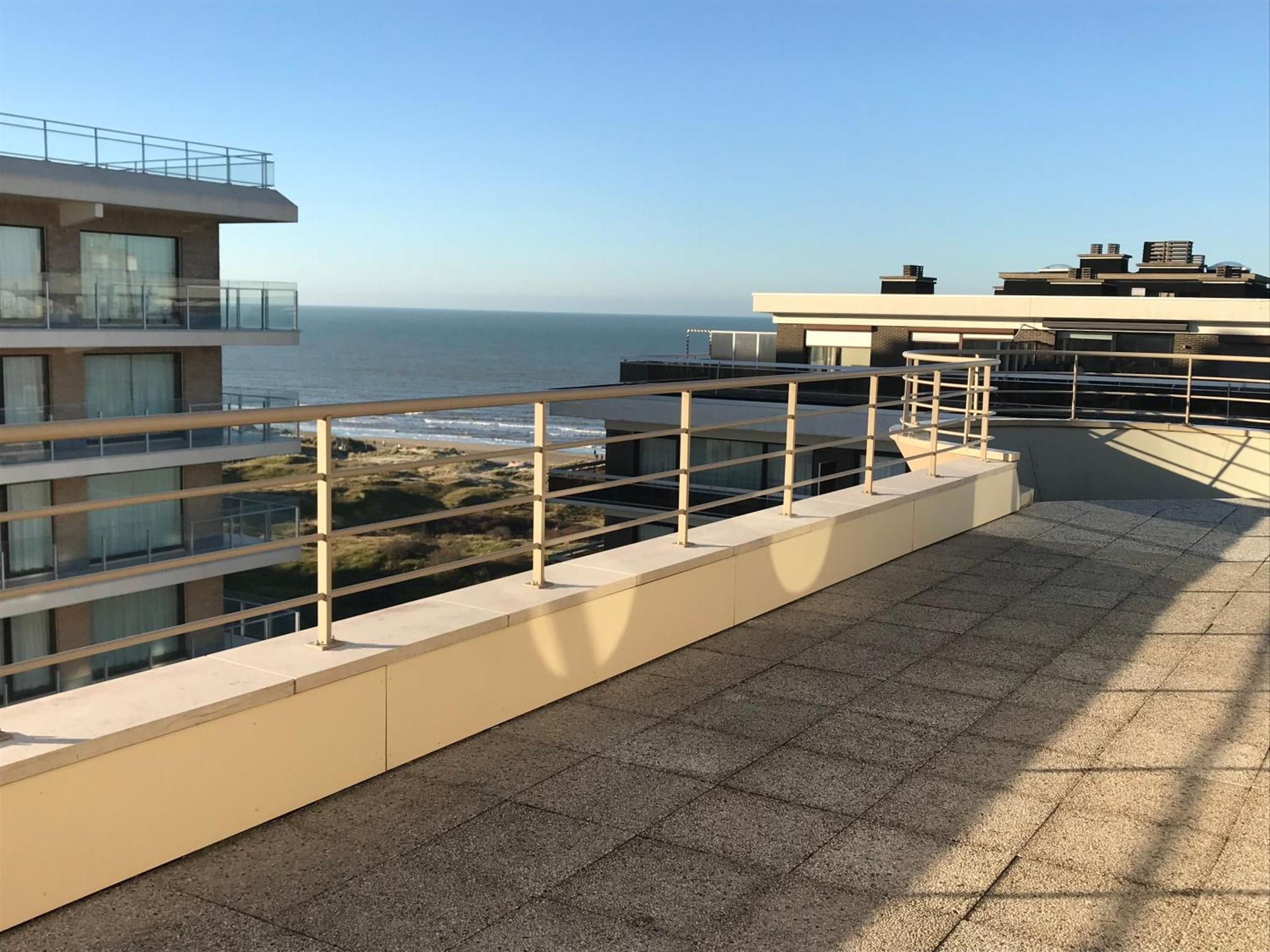 Duplex Penthouse Super Zeezicht Lejlighed De Panne Eksteriør billede